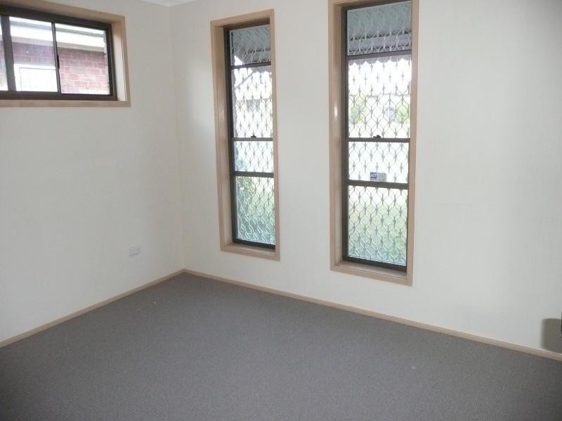 24 Hickory Crescent, Taree NSW 2430