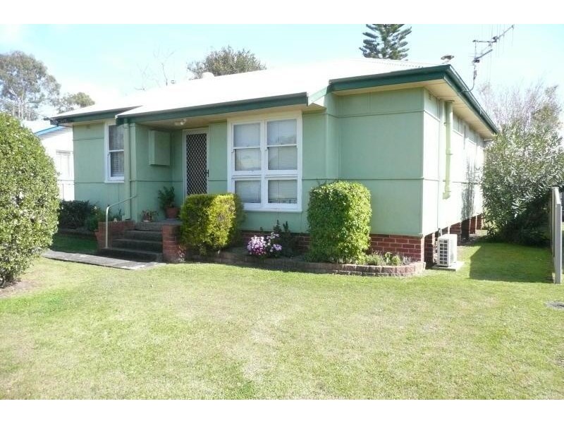 14 Plummer Street, Taree NSW 2430