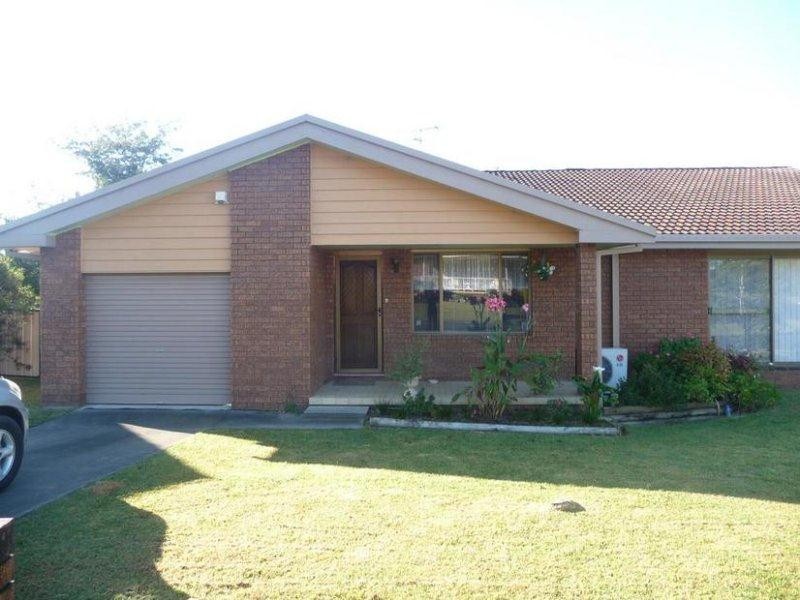 2/25 Illingari Circuit, Taree NSW 2430