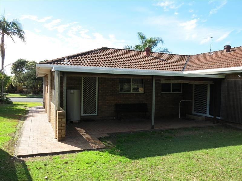 5 Suni Drive, Old Bar NSW 2430