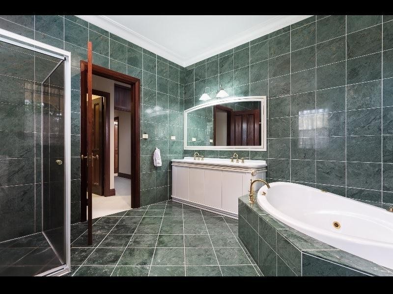 6 Kathryn Place, Taree NSW 2430