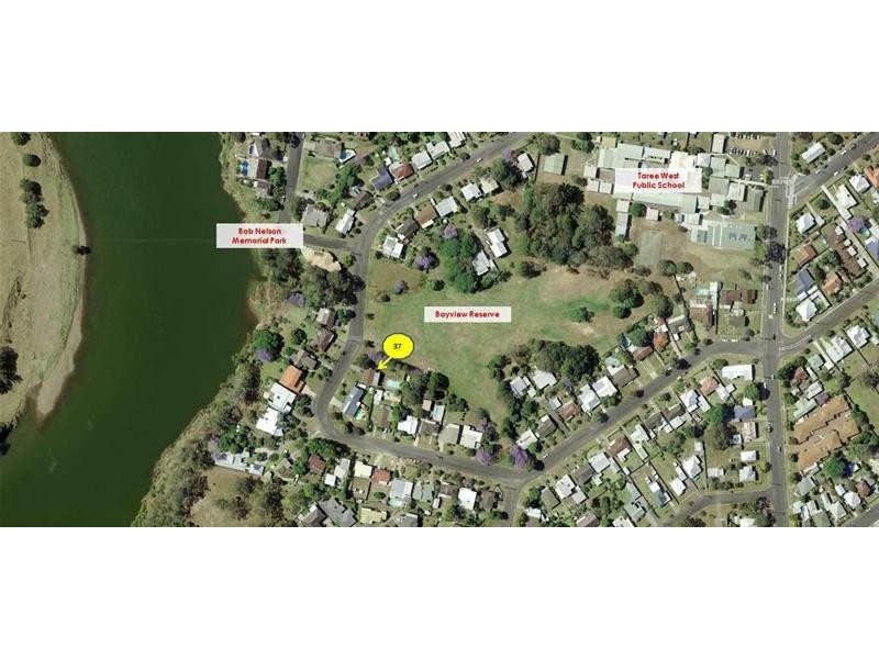 37 Bayview Crescent, Taree NSW 2430