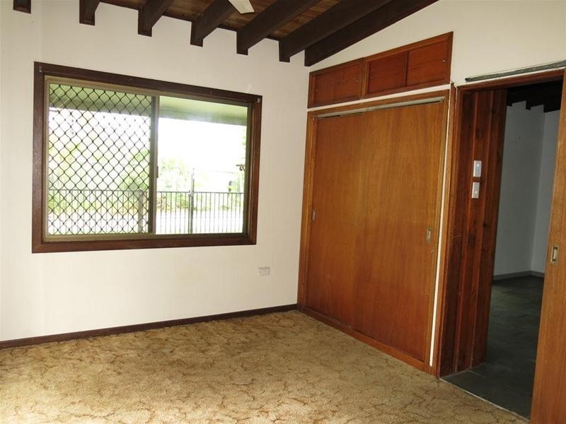 11 Railway Street, Melinga NSW 2430