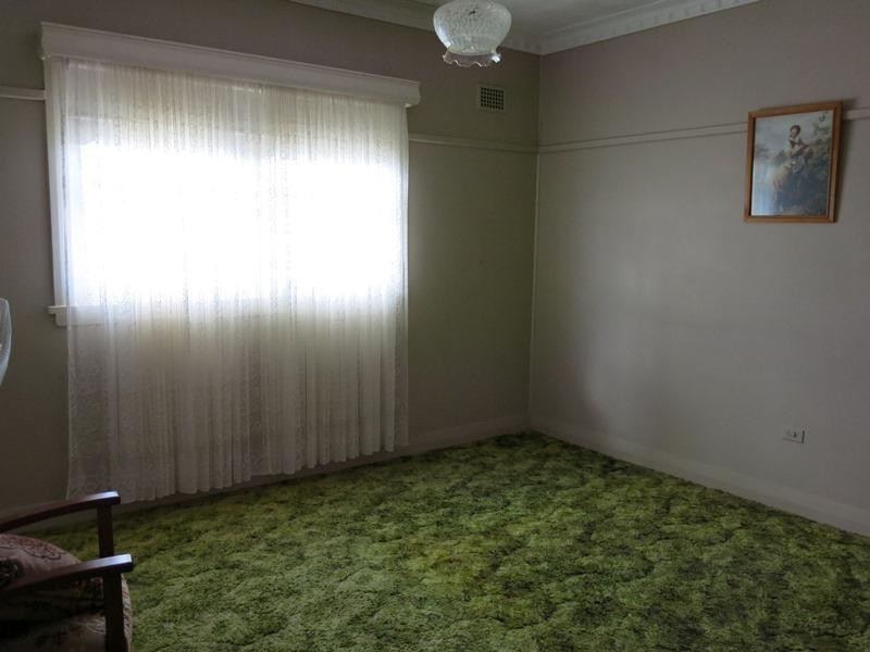 18 Campbell Street, Taree NSW 2430