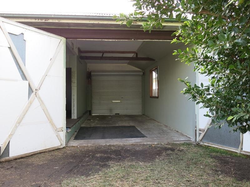 18 Campbell Street, Taree NSW 2430