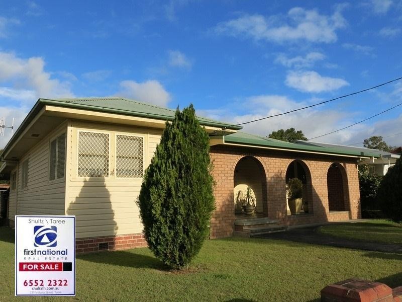 18 Campbell Street, Taree NSW 2430