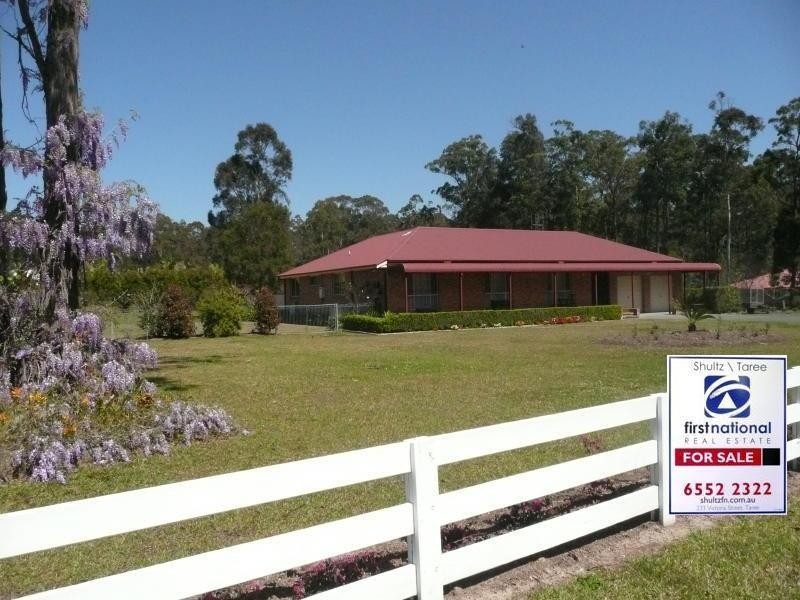 16 South Heron Road, Old Bar NSW 2430