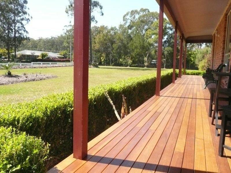 16 South Heron Road, Old Bar NSW 2430