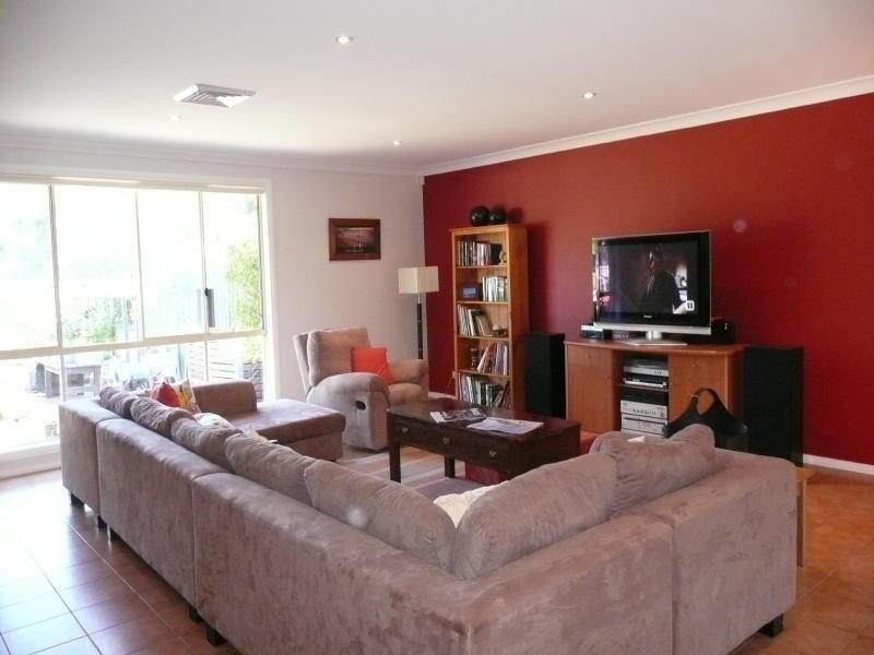 16 South Heron Road, Old Bar NSW 2430