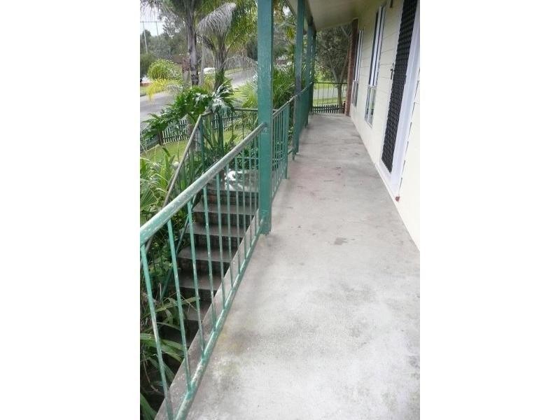 8 Hughes Street, Taree NSW 2430