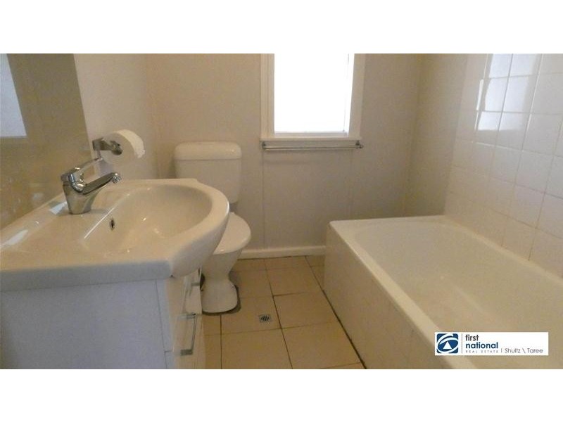 5 Gwenneth Avenue, Taree NSW 2430