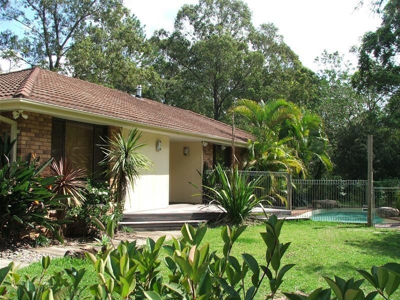 18 Kiwarrak Drive, Rainbow Flat NSW 2430