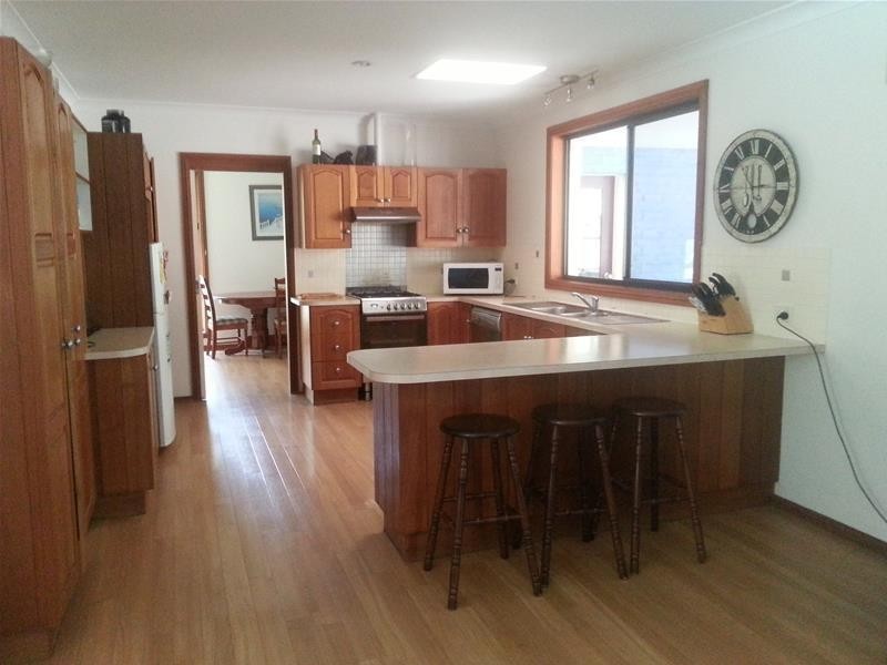 18 Kiwarrak Drive, Rainbow Flat NSW 2430