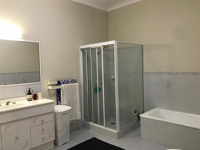 2/219-223 Victoria Street, Taree NSW 2430