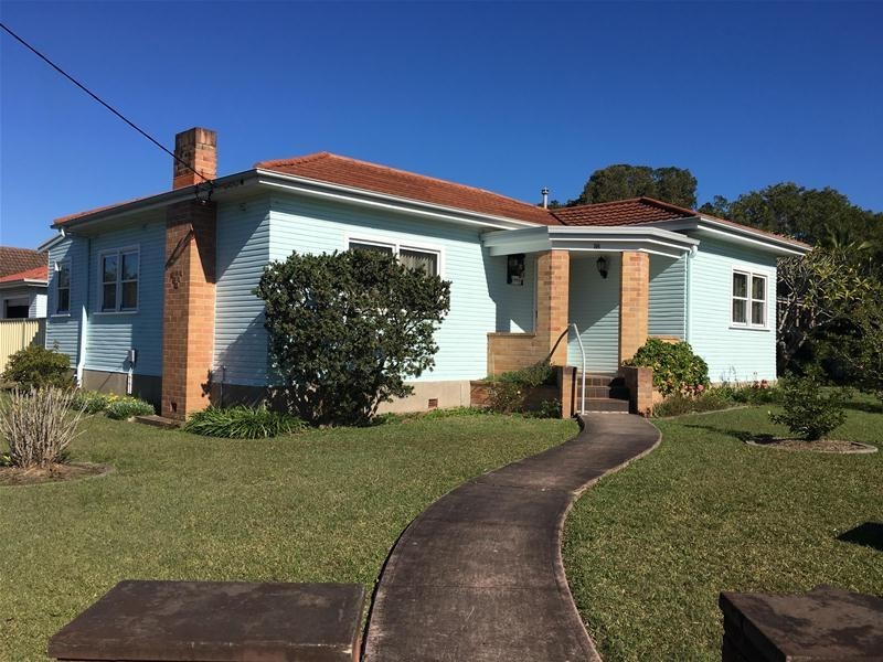 18 Milligan Street, Taree NSW 2430