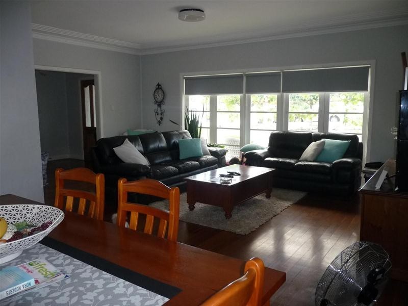 22 Edinburgh Drive, Taree NSW 2430