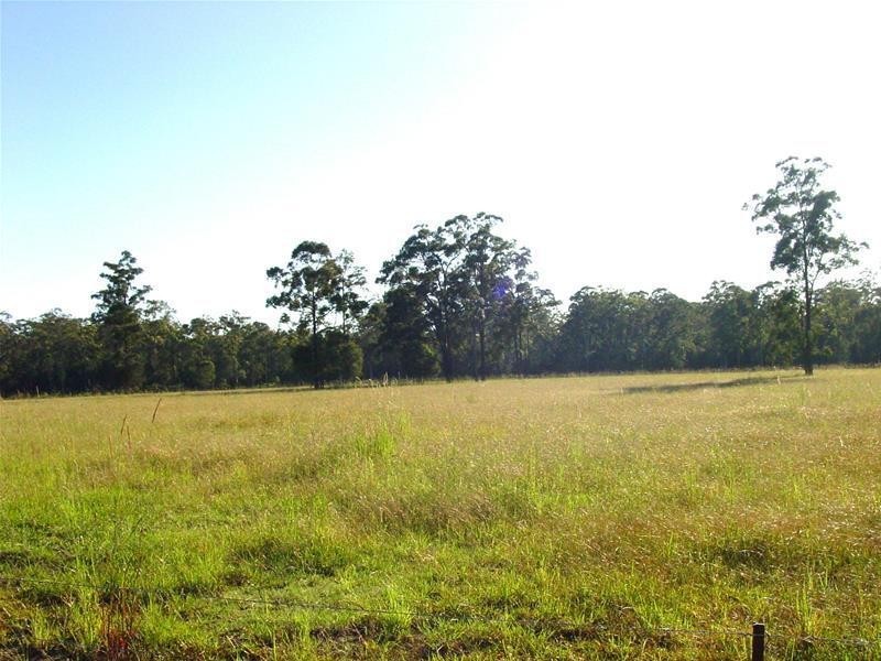 11 Innes Lane, Taree NSW 2430