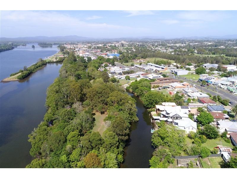 16a Crescent Avenue, Taree NSW 2430