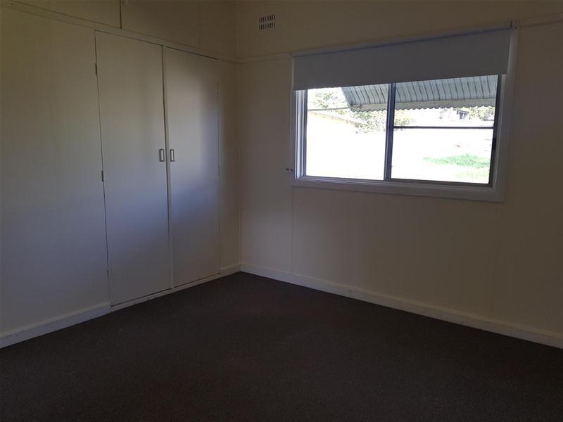 20 Golf Avenue, Taree NSW 2430