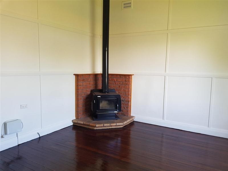 2 Commerce Lane, Taree NSW 2430