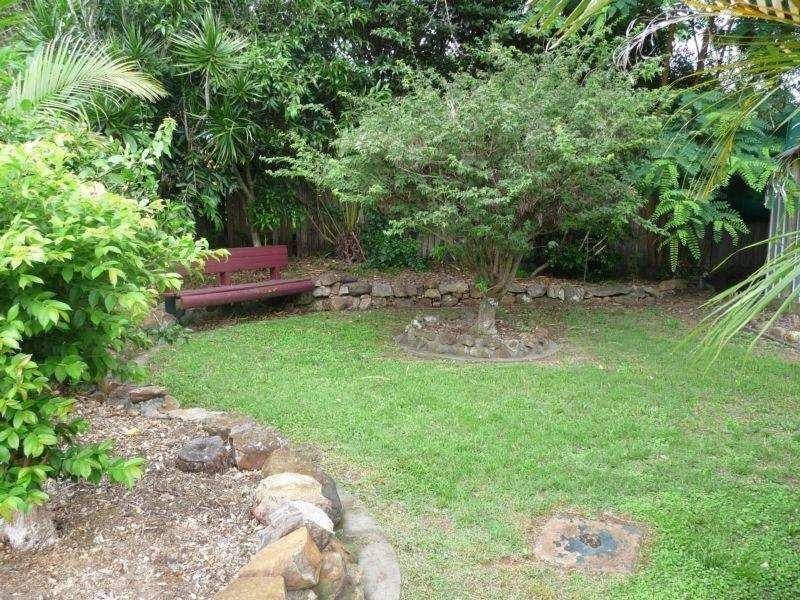 4 Caparra Close, Tinonee NSW 2430