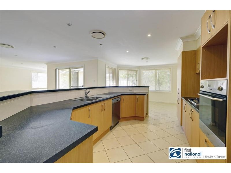 65 Petken Drive, Taree NSW 2430