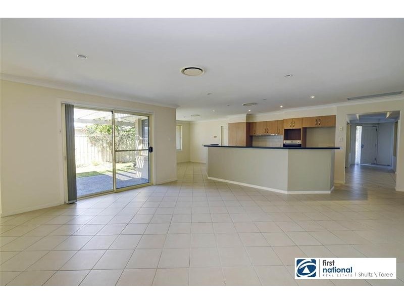 65 Petken Drive, Taree NSW 2430