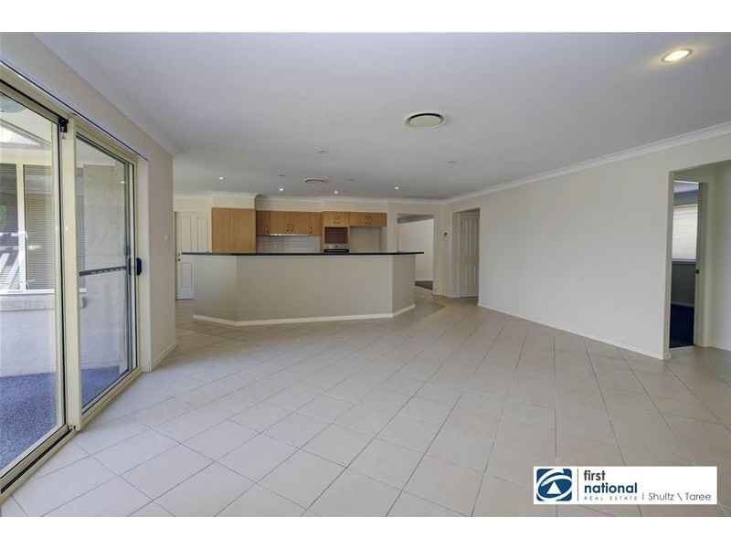 65 Petken Drive, Taree NSW 2430