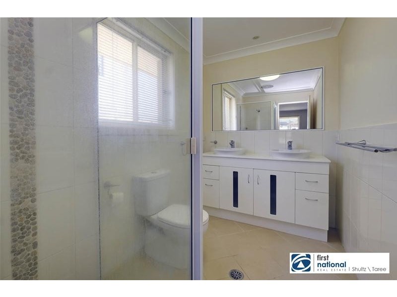 65 Petken Drive, Taree NSW 2430