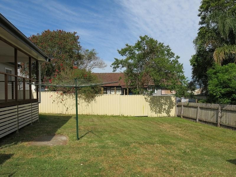 3 Hinten Crescent, Taree NSW 2430