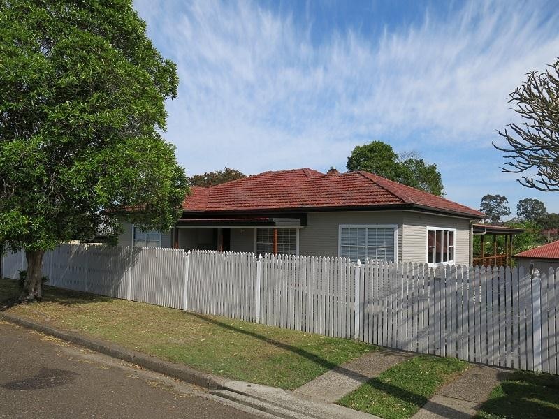 3 Hinten Crescent, Taree NSW 2430