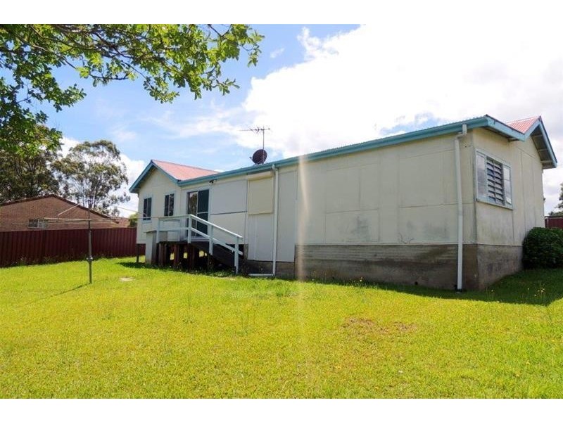 21 Ravenshaw Street, Gloucester NSW 2422