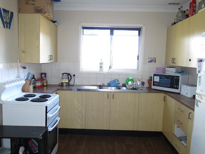 18 Hughes Street, Taree NSW 2430