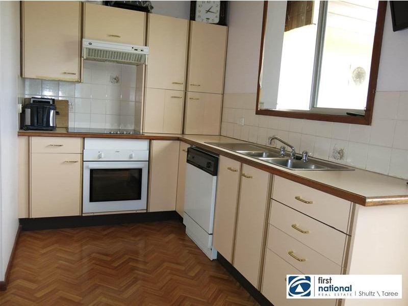 4 Boronia Avenue, Taree NSW 2430