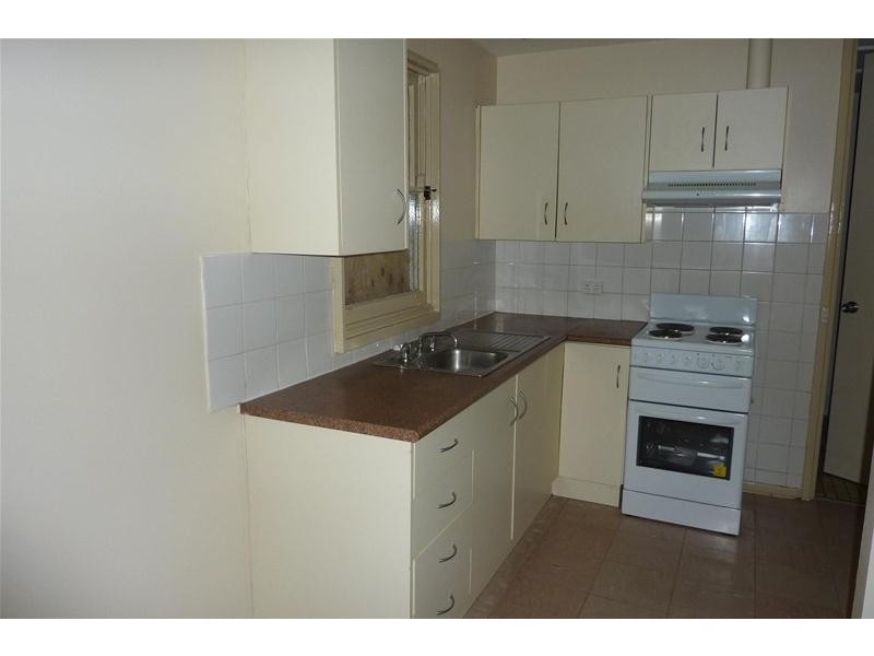 27 Valerie Street, Taree NSW 2430