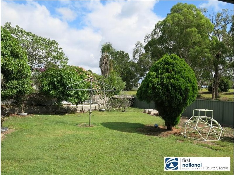 1 Dolphin Avenue, Taree NSW 2430