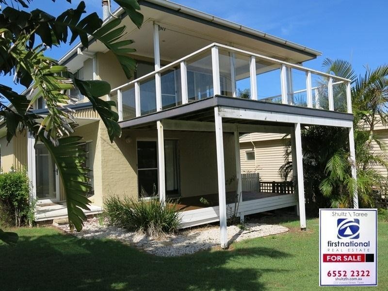 5 Rose Street, Old Bar NSW 2430