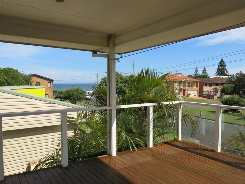 5 Rose Street, Old Bar NSW 2430