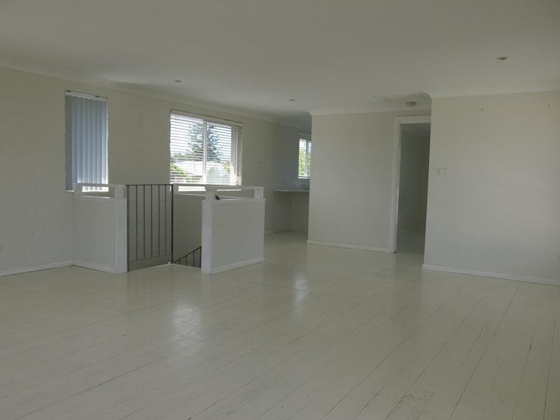 5 Rose Street, Old Bar NSW 2430