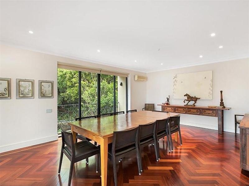 25 Drumalbyn Road, Bellevue Hill NSW 2023