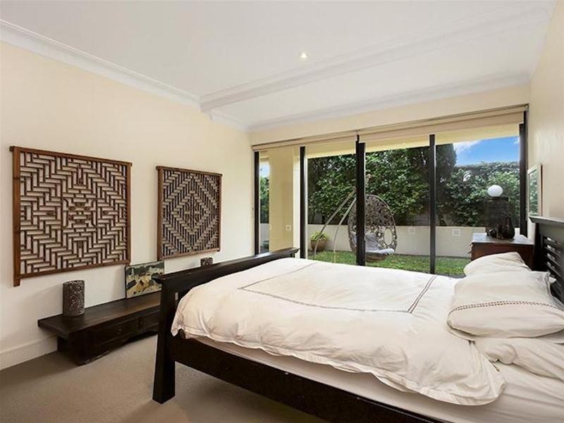 25 Drumalbyn Road, Bellevue Hill NSW 2023