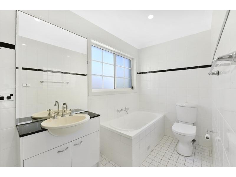 2/3 Young Street, Vaucluse NSW 2030