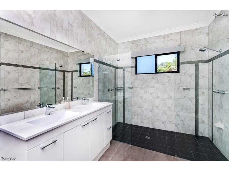 11 Maria Street, Flying Fish Point QLD 4860