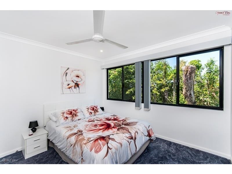 11 Maria Street, Flying Fish Point QLD 4860