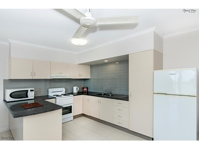 11 Maria Street, Flying Fish Point QLD 4860