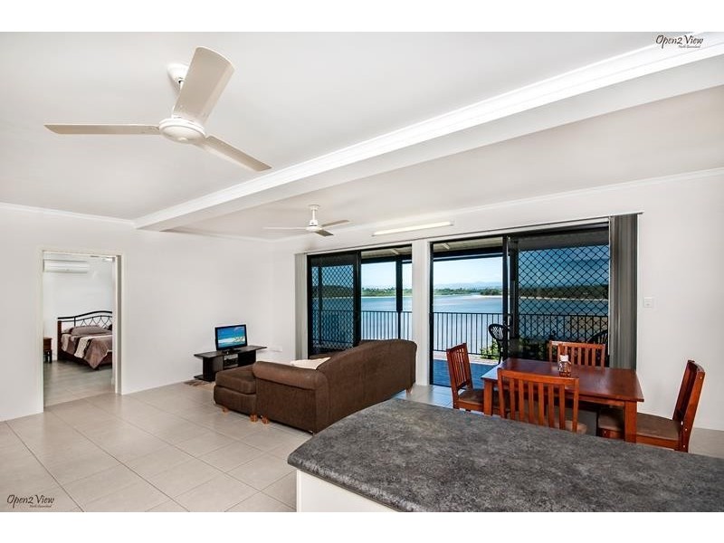 11 Maria Street, Flying Fish Point QLD 4860