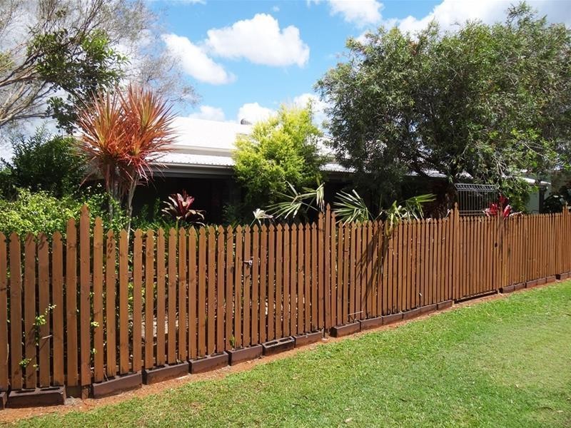 4  GRECH Close, Wangan QLD 4871