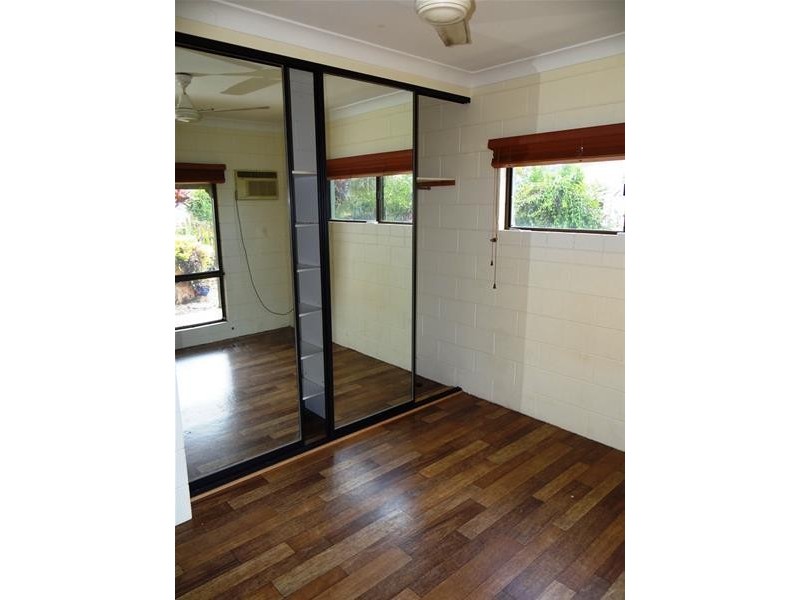 4  GRECH Close, Wangan QLD 4871