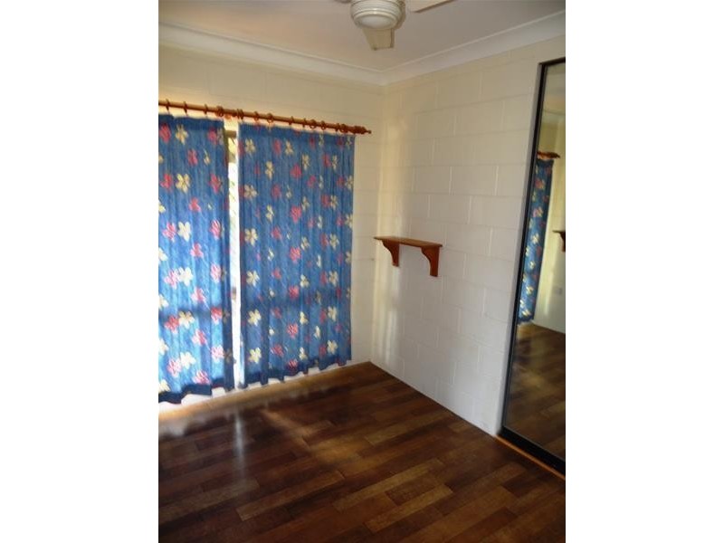 4  GRECH Close, Wangan QLD 4871