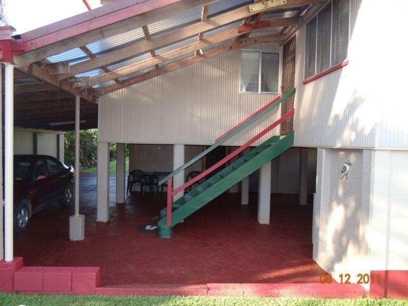 21 Middle Av Road, South Johnstone QLD 4859